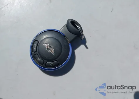 2009 Mini Cooper S from USA, damaged, VIN WMWMF73569TW86957